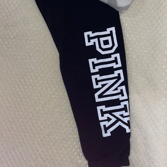 PINK sweatpants & sweater bundle - Picture 3 of 7